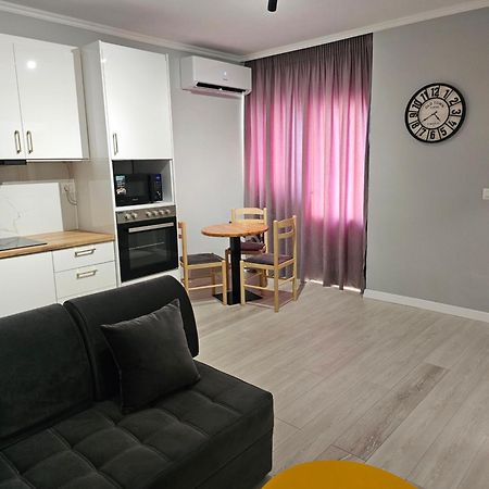Stephan Apartments Sarandë Eksteriør bilde
